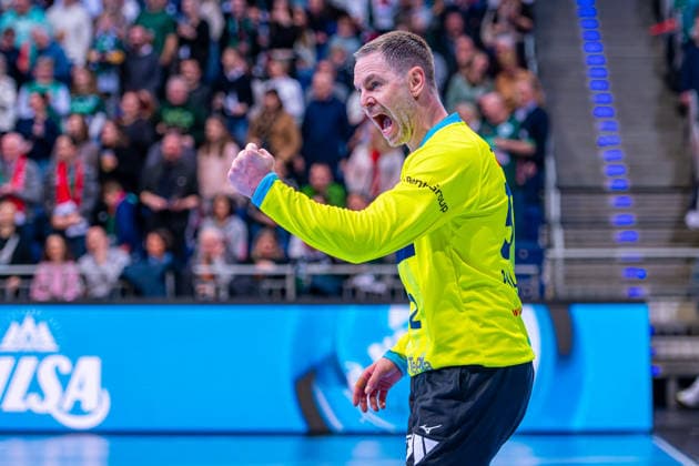 Andreas Palicka (HSG Wetzlar, Nr. 52) (v.l.), TSV Hannover-Burgdorf (grün) gegen HSG Wetzlar (weiß) am 21. Spieltag der Saison 2025 2026 in der DAIKIN Handball-Bundesliga (14.02.2026, ZAG Arena (Hannover, GER), Copyright: xJanxGuentherx xTSVxHannover-Burgdorfx