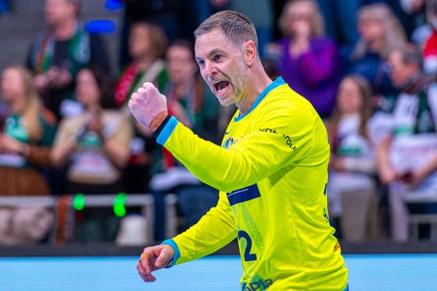 Andreas Palicka (HSG Wetzlar, Nr. 52) (v.l.), TSV Hannover-Burgdorf (grün) gegen HSG Wetzlar (weiß) am 21. Spieltag der Saison 2025 2026 in der DAIKIN Handball-Bundesliga (14.02.2026, ZAG Arena (Hannover, GER), Copyright: xJanxGuentherx xTSVxHannover-Burgdorfx