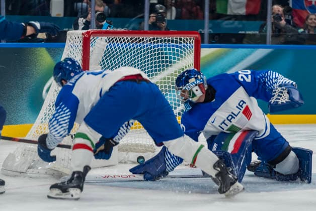 February 14, 2026, Milan, Lombardy, Italy: Forward Sebastian Aho 20 of Team Finland makes a goal against Team Italy in the Preliminary Round Group B at the Milano Santagiulia Ice hockey, Eishockey Arena in MILAN, Italy during the 2026 Milano Cortina Winter Olympics. Olympics 2026: Milano Cortina: Ice Hockey Mens: Sebastian Aho  - ZUMAa161 20260214_oly_a161_069 Copyright: xWalterxG.xArcex