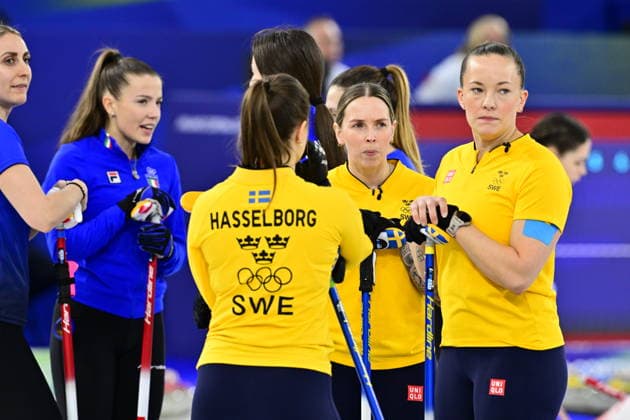 CORTINA, ITALY 20260214 Sweden s Agnes Knochenhauer and Sara McManus of Team Hasselborg during the women s group stage match, round 5, between Italy and Sweden in the Olympic curling in Cortina. *** The image is included in the SPORTS PACKAGE. For others PAYMENT IMAGE ** CORTINA ITALY x10030x *** CORTINA, ITALY 20260214 Sweden s Agnes Knochenhauer and Sara McManus of Team Hasselborg during the women s group stage match, round 5, between Italy and Sweden in the Olympic curling in Cortina The image is included in the SPORTS PACKAGE For others PAYMENT IMAGE CORTINA ITALY x10030x  Copyright: xJonasxEkströmer TTx OLYMPICS 2026 CURLING WOMEN ITALY-SWEDEN