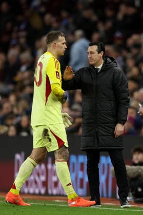 Aston Villa v Newcastle United - Emirates FA Cup Fourth Round Marco Bizot Goalkeeper of Aston Villa leaves the pitch past Unai Emery, Manager of Aston Villa after been sent off during the Emirates FA Cup Fourth Round match between Aston Villa and Newcastle United on February 14, 2026 in Birmingham, England. WARNING! This Photograph May Only Be Used For Newspaper And Or Magazine Editorial Purposes. May Not Be Used For Publications Involving 1 player, 1 Club Or 1 Competition Without Written Authorisation From Football DataCo Ltd. For Any Queries, Please Contact Football DataCo Ltd on +44 (0) 207 864 9121 Birmingham Villa Park England United Kingdom Copyright: xAllstarxPicturexLibraryxLtdx