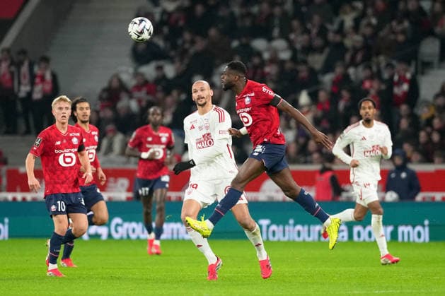 Lille OSC v Stade Brestois 29 - Ligue 1 McDonald s 2025 2026 19 Ludovic AJORQUE (sb29) - 18 Chancel MBEMBA (losc) during the Ligue 1 McDonald s match between Lille and Brest at Stade Pierre Mauroy on February 14, 2026 in Lille, France. Lille France  Copyright: xFEPx 776348290