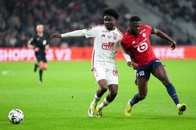 Lille OSC v Stade Brestois 29 - Ligue 1 McDonald s 2025 2026 07 Junior DINA EBIMBE (sb29) - 18 Chancel MBEMBA (losc) during the Ligue 1 McDonald s match between Lille and Brest at Stade Pierre Mauroy on February 14, 2026 in Lille, France. Lille France  Copyright: xFEPx 776348290