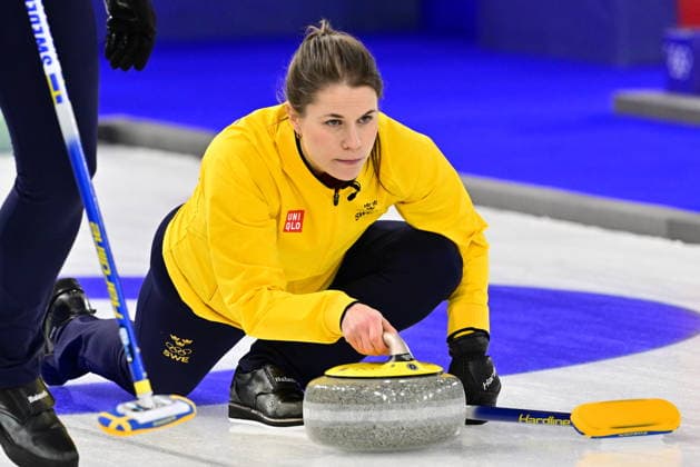 CORTINA, ITALY 20260214 Sweden s Agnes Knochenhauer and Sara McManus of Team Hasselborg during the women s group stage match, round 5, between Italy and Sweden in the Olympic curling in Cortina. *** The image is included in the SPORTS PACKAGE. For others PAYMENT IMAGE ** CORTINA ITALY x10030x *** CORTINA, ITALY 20260214 Sweden s Agnes Knochenhauer and Sara McManus of Team Hasselborg during the women s group stage match, round 5, between Italy and Sweden in the Olympic curling in Cortina The image is included in the SPORTS PACKAGE For others PAYMENT IMAGE CORTINA ITALY x10030x  Copyright: xJonasxEkströmer TTx OLYMPICS 2026 CURLING WOMEN ITALY-SWEDEN