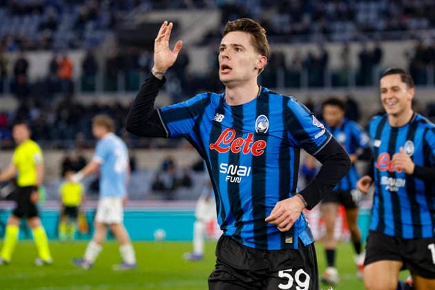 February 14, 2026, Rome, ITALY: Atalanta s Nicola Zalewski celebrates after scoring during the Italian Serie A soccer match between Lazio and Atalanta at the Olimpico stadium in Rome, Italy, 14 February 2026. ANSA FABIO FRUSTACI Serie A: Lazio Vs Atalanta  - ZUMAa110 20260214_zaf_a110_055 Copyright: xFabioxFrustacix
