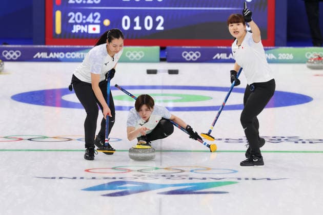 Kaho Onodera, Japan team group, Mannschaftsbild, Totale (JPN), FEBRUARY 14, 2026 - Curling : Women s Round Robin match between Switzerland - Japan during the Milano Cortina 2026 Olympic Winter games, Winterspiele,Spiele, Summer games at Cortina Curling Olympic Stadium in Cortina d Ampezzo, Italy. Noxthirdxpartyxsales  aflo_319779166