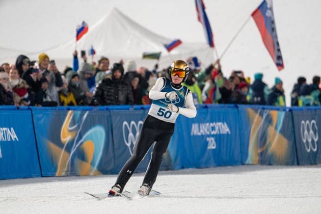 PREVC Domen (Slowenien) gewinnt, und jubelt im Ziel, ITA, Olympische Spiele Milano Cortina 2026, Olympia, Skispringen, Großschanze Herren Einzel, 14.02.2026 ITA, Olympische Spiele Milano Cortina 2026, Olympia, Skispringen, Großschanze Herren Einzel, 14.02.2026 Predazzo *** PREVC Domen Slovenia wins, and cheers at the finish, ITA, Olympic Games Milano Cortina 2026, Olympics, Ski jumping, Large hill mens singles, 14 02 2026 ITA, Olympic Games Milano Cortina 2026, Olympics, Ski jumping, Large hill mens singles, 14 02 2026 Predazzo Copyright: xEibner-Pressefoto Memmlerx EP_MMR