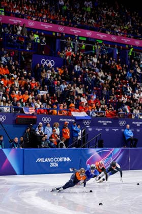 2026-02-14 Short Track Speed skating, Eisschnelllauf - Milano Cortina 2026 Winter Olympics - Day 8 MILAN, ITALY - FEBRUARY 14: Jens van t Wout of the Netherlands, Andrew Heo of United States of America competing in the Men s 1500m during Day 8 of Short Track Speed Skating - Milano Cortina 2026 Winter Olympics at Milano Ice Skating Arena on February 14, 2026 in Milan, Italy. (Photo by Joris Verwijst BSR Agency) Milan Italy Content not available for redistribution in The Netherlands directly or indirectly through any third parties. Copyright: xBSRxAgencyx