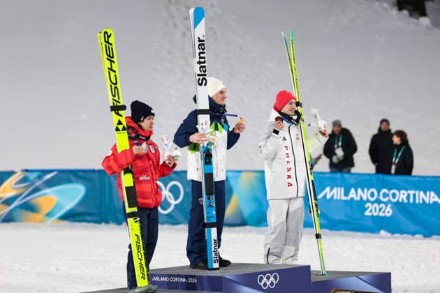 OLYMPICS - Winter Olympic Games, Olympische Spiele, Olympia, OS Milano Cortina 2026 PREDAZZO,ITALY,14.FEB.26 - OLYMPICS, Ski jumping, Skispringen, Ski, nordisch - Winter Olympic Games Milano Cortina 2026, large hill, men, medal ceremony. Image shows Ren Nikaido (JPN), Domen Prevc (SLO) and Kacper Tomasiak (POL).  GEPAxpictures xMatthiasxTrinkl