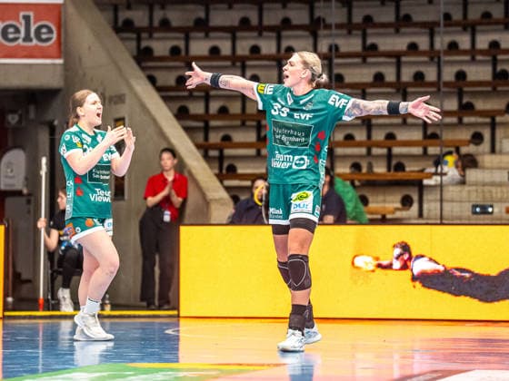 Luisa Schulze (Frisch Auf Frauen, 33) fordert die Fans zu mehr Unterstützung auf, Frisch Auf Goeppingen vs. Union Neckarsulm, Handball, 1. Bundesliga, Spielzeit 2025 2026, 14.02.2026 Frisch Auf Goeppingen vs. Sport-Union Neckarsulm, Handball, 1. Bundesliga, Spielzeit 2025 2026, 14.02.2026 Goeppingen Copyright: xMichaelxSchmidt Eibner-Pressefotx EP_MST