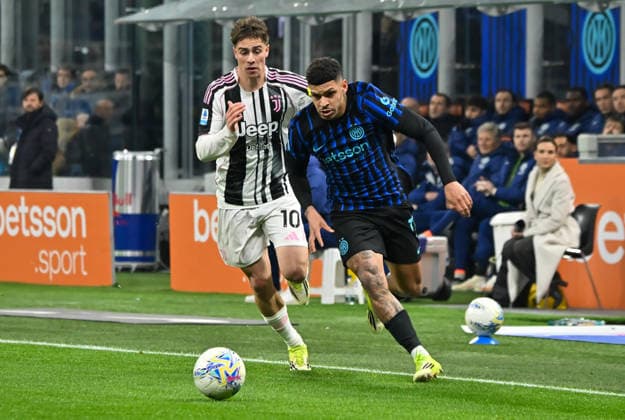 Luis Henrique and Kenan Yildiz participates in the Serie A match between Fc Internazionale and Fc Juventus at the Giuseppe Meazza Stadium in Milano, Italy, on February 14, 2026  Copyright: xAndreaxRosito IPAxSportx xipa-agency.netx xx IPA_71514074 IPA_Agency_IPA71514074