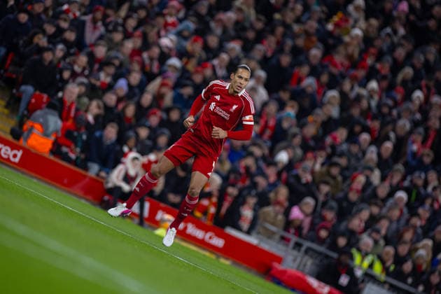 Football - FA Cup - 4th Round - Liverpool FC v Brighton & Hove Albion FC LIVERPOOL, ENGLAND - Saturday, February 14, 2026: Liverpool s captain Virgil van Dijk during the FA Cup 4th Round match between Liverpool FC and Brighton & Hove Albion at Anfield. (Photo by David Rawcliffe Propaganda) LIVERPOOL Anfield MERSEYSIDE ENGLAND  Copyright: xPropagandaxPhotoxAgencyx P2026-02-14-Liverpool_Brighton-54