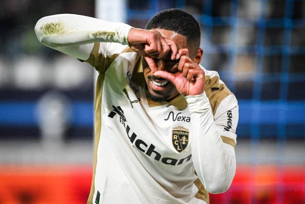 February 14, 2026, Paris, France, France: Wesley SAID of Lens celebrates his goal during the Ligue 1 match between Paris FC and RC Lens at Jean-Bouin Stadium on February 14, 2026 in Paris, France. Paris France - ZUMAm308 20260214_zsp_m308_004 Copyright: xMatthieuxMirvillex