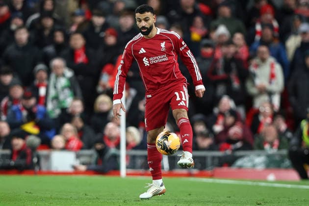 Liverpool v Brighton & Hove Albion, Emirates FA Cup Mohamed Salah of Liverpool controls the ball during the Liverpool v Brighton & Hove Albion Emirates FA Cup 4th Round match at Anfield, Liverpool, England on 14 February 2026 Credit: Ian Stephen Every Second Media Editorial use only. All images are copyright Every Second Media Limited. No images may be reproduced without prior permission. All rights reserved. Premier League and Football League images are subject to licensing agreements with Football DataCo Limited. see https: www.football-dataco.com Copyright: xIMAGO EveryxSecondxMediax ESM-1800-0068 IanxStephenx xEveryxSecondxMediax
