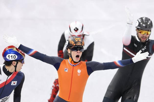 Winter Olympics - Jens van T Wout Wins Gold At Short Track Speed skating, Eisschnelllauf Men 1500M Netherlands Jens van t Wout celebrates after winning gold in the short track speed skating men s 1500m final during the Milano Cortina 2026 Winter Olympic Games, Olympische Spiele, Olympia, OS at Milano Ice Skating Arena in Milan on February 14, 2026. Photo by Alexis Jumeau ABACAPRESS.COM Milan Italy  Copyright: xJumeauxAlexis ABACAx