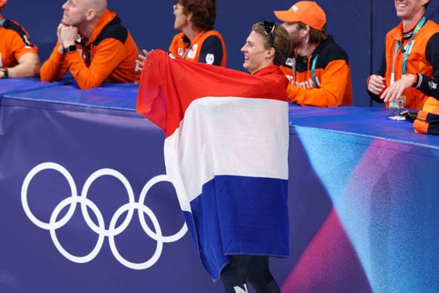 Winter Olympics - Jens van T Wout Wins Gold At Short Track Speed skating, Eisschnelllauf Men 1500M Jens van t Wout of Team Netherlands celebrates with his country s flag after winning gold in the short track speed skating men s 1500m final during the Milano Cortina 2026 Winter Olympic Games, Olympische Spiele, Olympia, OS at Milano Ice Skating Arena in Milan, Italy on February 14, 2026. Photo by Alexis Jumeau ABACAPRESS.COM Milan Italy  Copyright: xJumeauxAlexis ABACAx