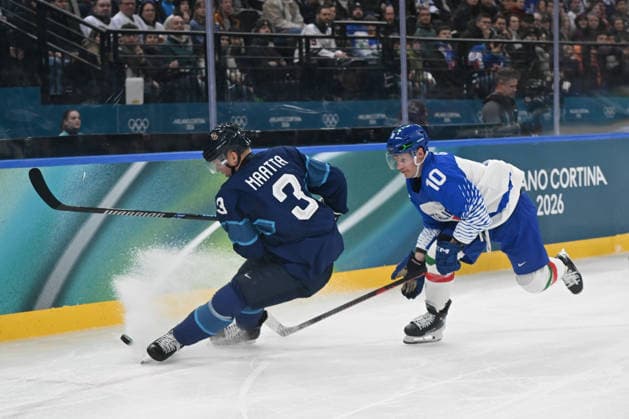 Ice hockey, Eishockey - Milano Cortina 2026 Winter Olympics: Day 8 Olli Maatta (FIN) and Dustin Gazley (ITA) participate in the Winter Olympic Games, Olympische Spiele, Olympia, OS at the Milano Santagiulia IHO Arena in Milano, Italy, on February 14, 2026. Milano Lombardia Italy  Copyright: xFedericoxManonix originalFilename:manoni-olympics260214_npI4d.jpg