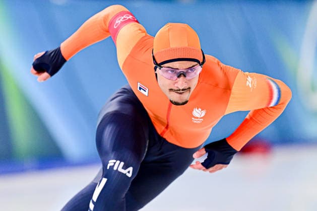 Damian ZUREK (POL) vs Sebas DINIZ (NED), during Speed skating, Eisschnelllauf Men s 500m, Speed Skating, at the Olympic Winter games, Winterspiele,Spiele, Summer games Milano Cortina 2026, at Milano Speed Skating Stadium, on February 14, 2026 in Milan, Italy. Noxthirdxpartyxsales  aflo_319876131