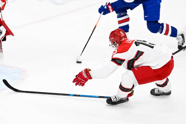 Winter Olympics - Denmark v United States At Hockey Men s Team Denmark and Team USA during the men s preliminary round Group C Ice hockey, Eishockey match between USA and Denmark at the Milano Santagiulia Ice Hockey Arena during the Milano Cortina 2026 Winter Olympic Games, Olympische Spiele, Olympia, OS in Milan, Italy on February 14, 2026. Photo by JMP ABACAPRESS.COM Milan Italy  Copyright: xJMP ABACAx