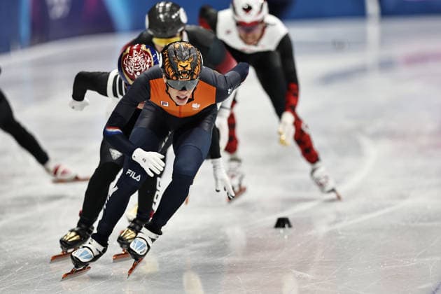 Jens van Twout, NED, during mens 1,500m final at 2026 short track Speed skating, Eisschnelllauf Olympic Games, Olympische Spiele, Olympia, OS in Milan; 14 02 2026 - *** Jens van Twout, NED, during mens 1,500m final at 2026 short track speed skating olympic games in Milan 14 02 2026 