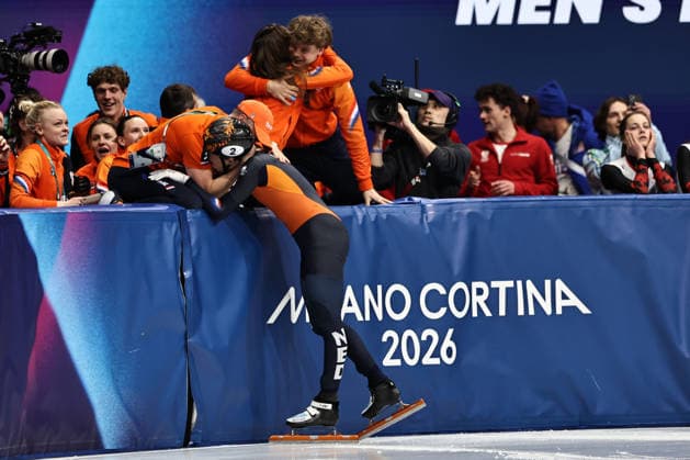 Jens van Twout, NED, after mens 1,500m final at 2026 short track Speed skating, Eisschnelllauf Olympic Games, Olympische Spiele, Olympia, OS in Milan; 14 02 2026 - *** Jens van Twout, NED, after mens 1,500m final at 2026 short track speed skating olympic games in Milan 14 02 2026 