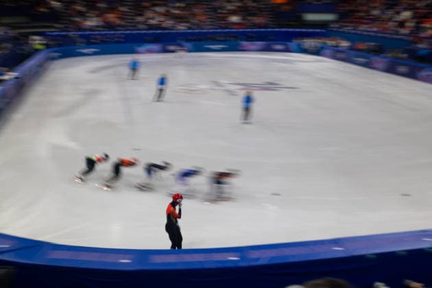 February 14, 2026, Milano, Lombardy, Italy: Daeheon Hwang (110) of the Republic of Korea, Wonjun Moon (48) of Hungary, Shaoang Liu (14) of the People s Republic of China, Shogo Miyata (5) of Japan, Etienne Bastier (52) of France and Xiaojun Lin (30) of the People s Republic of China skate in Short Track Speed skating, Eisschnelllauf Mens 1500m quarterfinals during the 2026 Winter Olympics at the Milano Ice Skating Arena on Saturday in Milano. Milano Italy - ZUMAj89_ 20260214_oly_j89_038 Copyright: xPaulxKitagakixJr.x