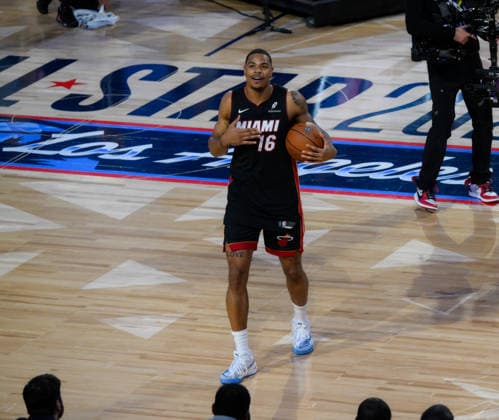 NBA, Basketball Herren, USA All Star 2026: Slum Dunk Contest LOS ANGELES, CA - FEB 14: Keshad Johnson of Miami Heat won the Slum Dunk Contest during NBA All Star 2026 Saturday at Intuit Dome, Inglewood, Los Angeles, California, United States on February 14, 2026. Tayfun Coskun Anadolu California United States. Editorial use only. Please get in touch for any other usage.  Copyright: x2026xAnadoluxTayfunxCoskunx