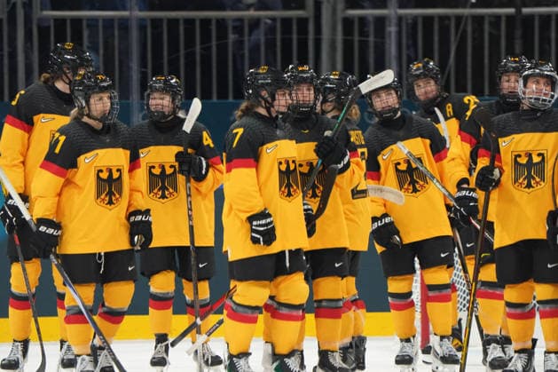 Milano Cortina, 2026 , Winter Olympic Games, Olympische Spiele, Olympia, OS Olympics, Winter-Olympische spiele 2026 , Eishockey Frauen, Finnland-Kanada ,vs Deutschland, Canada vs Germany Women , Playoffs Quarterfinals, Milano Rho Ice hockey, Eishockey Arena Germany Deutschland GER Photocopyright Gladys Chai von der Laage *** Milano Cortina, 2026 , Winter Olympic Games, Olympics, Winter Olympics 2026 , Ice Hockey Women, Finland Canada ,vs Germany, Canada vs Germany Women , Playoffs Quarterfinals, Milano Rho Ice Hockey Arena Germany Germany GER Photocopyright Gladys Chai von der Laage