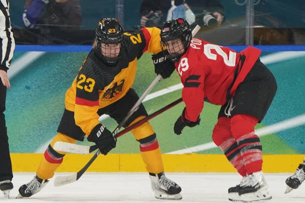 Milano Cortina, 2026 , Winter Olympic Games, Olympische Spiele, Olympia, OS Olympics, Winter-Olympische spiele 2026 , Eishockey Frauen, Finnland-Kanada ,vs Deutschland, Canada vs Germany Women , Playoffs Quarterfinals, Milano Rho Ice hockey, Eishockey Arena Lilly Welcke, Germany Deutschland GER , Marie -Philip Poulin, Canada, CAN Photocopyright Gladys Chai von der Laage *** Milano Cortina, 2026 , Winter Olympic Games, Olympics, Winter Olympics 2026 , Ice Hockey Women, Finland Canada ,vs Germany, Canada vs Germany Women , Playoffs Quarterfinals, Milano Rho Ice Hockey Arena Lilly Welcke, Germany Germany GER , Marie Philip Poulin, Canada, CAN Photocopyright Gladys Chai von der Laage