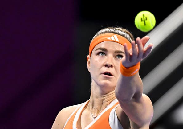 WTA, Tennis Damen QATAR OPEN 2026-SINGLES FINAL Karolina Muchova of the Czech Republic competes in her women s singles final match against Victoria Mboko of Canada during the WTA Qatar TotalEnergies Open 2026 tennis tournament at the Khalifa International Tennis Complex in Doha, Qatar, on February 14, 2026. DOHA Qatar Copyright: xNOUSHADx