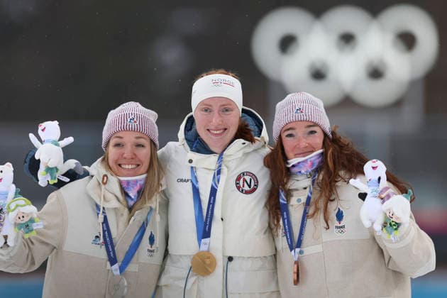 260214 -- ANTERSELVA, Feb. 14, 2026 -- Gold medalist Maren Kirkeeide C of Norway, silver medalist Oceane Michelon L of France and bronze medalist Lou Jeanmonnot of France pose for photos during the awarding ceremony of the biathlon women s 7.5km sprint event at the Milan-Cortina 2026 Olympic Winter games, Winterspiele,Spiele, Summer games in Anterselva, Italy, Feb. 14, 2026. MICO2026ITALY-ANTERSELVA-OLYMPIC WINTER GAMES-BIATHLON-WOMEN S 7.5KM SPRINT ZhangxTao  (MICO2026)ITALY-ANTERSELVA-OLYMPIC WINTER GAMES-BIATHLON-WOMEN S 7.5KM SPRINT IMAGO ZhangxTao  imago images 0847602036