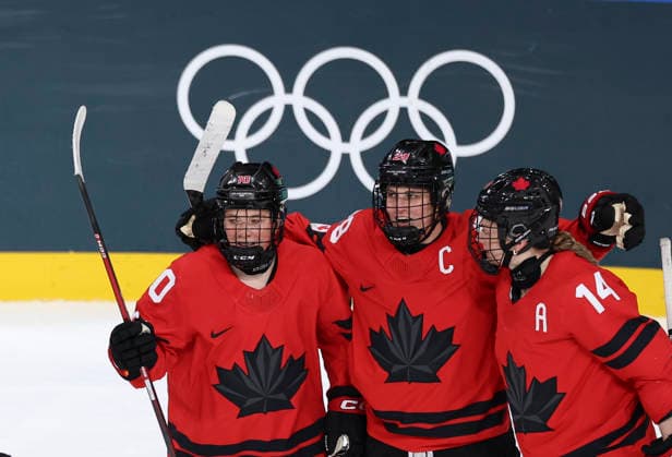 (260215) -- MILAN, Feb. 15, 2026 -- Players of Canada celebrate during the Ice hockey, Eishockey women s play-offs quarterfinal between Canada and Germany at the Milan-Cortina 2026 Olympic Winter games, Winterspiele,Spiele, Summer games in Milan, Italy, Feb. 14, 2026. ) (MICO2026)ITALY-MILAN-OLYMPIC WINTER GAMES-ICE HOCKEY-PLAY-OFFS QUARTERFINAL-CAN VS GER WangxKaiyan 