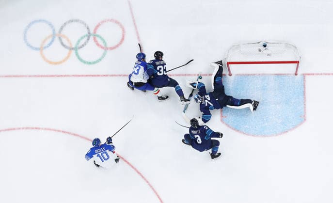 (260215) -- MILAN, Feb. 15, 2026 -- Juuse Saros (1st R), goalkeeper of Finland, makes a save during the Ice hockey, Eishockey men s preliminary round group B match between Italy and Finland of the Milan-Cortina 2026 Olympic Winter games, Winterspiele,Spiele, Summer games in Milan, Italy, Feb. 14, 2026. ) (MICO2026)ITALY-MILAN-OLYMPIC WINTER GAMES-ICE HOCKEY-MEN-PRELIMINARY-FIN VS ITA TaoxXiyi 