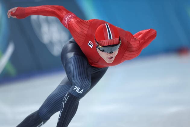 (260215) -- MILAN, Feb. 15, 2026 -- Bjorn Magnussen of Norway competes during the Speed skating, Eisschnelllauf men s 500m final at the Milan-Cortina 2026 Olympic Winter games, Winterspiele,Spiele, Summer games in Milan, Italy, Feb. 14, 2026. ) (MICO2026)ITALY-MILAN-OLYMPIC WINTER GAMES-SPEED SKATING-MEN S 500M LixJing 