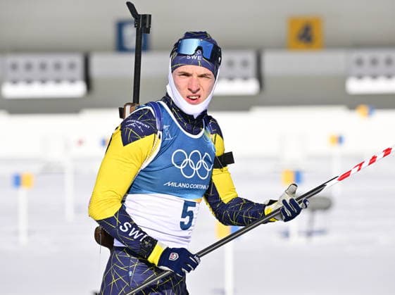 ANTERSELVA, ITALIEN 20260215 Sebastian Samuelsson under inskjutningen infö herrarnas 12,5 km jaktstart i skidskytte i Anterselva under vinter-OS i Milano Cortina, Italien. *** Bilden ingar i SPORTPAKET. För övriga BETALBILD ** ANTERSELVA ITALIEN x10030x *** ANTERSELVA, ITALY 20260215 Sebastian Samuelsson during the start of the mens 12.5 km pursuit start in biathlon in Anterselva during the Winter Olympics in Milan Cortina, Italy The image is included in the SPORT PACKAGE For others PAYPICTURE ANTERSELVA ITALY x10030x  Copyright: xJonasxEkströmer TTx OS 2026 SKIDSKYTTE JAKTSTART HERRAR