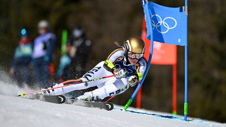 OLYMPICS - Winter Olympic Games, Olympische Spiele, Olympia, OS Milano Cortina 2026 CORTINA D AMPEZZO,ITALY,15.FEB.26 - OLYMPICS, ALPINE SKIING - Winter Olympic Games Milano Cortina 2026, giant slalom, women.. Image shows Lena Duerr (GER).  GEPAxpictures xAlexanderxSolc