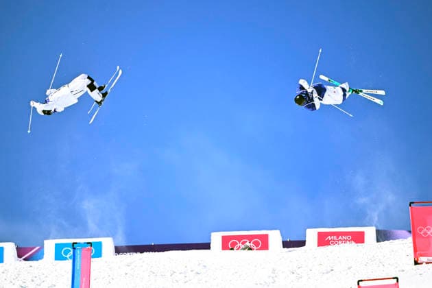 LIVIGNO, ITALY 20260215 Finland s Severi Vierelä and Sweden s Rasmus Stegfeldt during Sunday s round of 16 parallel moguls final at the Olympics in Livigno, Italy. *** The image is included in the SPORTS PACKAGE. For others PAYMENT IMAGE *** LIVIGNO ITALY x10080x *** LIVIGNO, ITALY 20260215 Finland s Severi Vierelä and Sweden s Rasmus Stegfeldt during Sunday s round of 16 parallel moguls final at the Olympics in Livigno, Italy The image is included in the SPORTS PACKAGE For others PAYMENT IMAGE LIVIGNO ITALY x10080x  Copyright: xFredrikxSandberg TTx OS 2026 PARALLELLPUCKEL