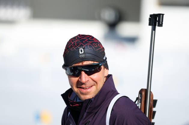 Antholz, Italien 15. Februar 2026: Biathlon Verfolgung Männer 12,5 km - Olympia 2026 Im Bild: Philipp Nawrath (GER) lächelt Anterselva Biathlon Arena *** Antholz, Italy 15 February 2026 Biathlon Pursuit Men 12.5 km Olympia 2026 In the picture Philipp Nawrath GER smiles Anterselva Biathlon Arena Copyright: xFotostandx xHettichx