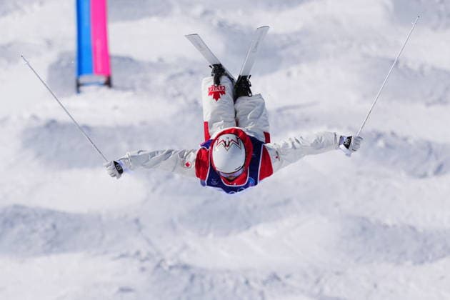 February 15, 2026, Livigno, Italy: Canada s Mikael Kingsbury competes during the men s dual moguls 1 8 final at the Milano Cortina 2026 Winter Olympic Games, Olympische Spiele, Olympia, OS in Livigno, Italy on Sunday, Feb. 15, 2026. Canada News - February 15, 2026  - ZUMAc35_ 20260215_zaf_c35_009 Copyright: xSeanxKilpatrickx