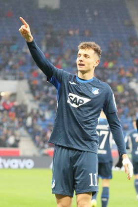 14.02.2026, xtvx, Fussball 1.Bundesliga, TSG 1899 Hoffenheim - SC Freiburg v.l. Goal scored, Tor zum 1:0 Fisnik Asllani (TSG 1899 Hoffenheim) Torjubel, Goal celebration, celebrate the goal, celebrates scoring Fisnik Asllani (TSG 1899 Hoffenheim) (DFL DFB REGULATIONS PROHIBIT ANY USE OF PHOTOGRAPHS as IMAGE SEQUENCES and or QUASI-VIDEO) Sinsheim