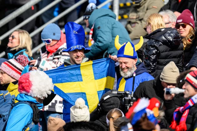 260215 Fans of Sweden after the men s biathlon 12,5 km pursuit during day 9 of the 2026 Winter Olympics on February 15, 2026 in Anterselva. Photo: Jon Olav Nesvold BILDBYRAN COP 217 MB1329 skidskytte biathlon skiskyting Olympic Games, Olympische Spiele, Olympia, OS olympics winter olympics os ol olympiska spel vinter-os olympiske leker milano cortina 2026 milan cortina 2026 milano cortina 2026 olympic games milano cortina 2026 winter olympic games milano cortina-os milano cortina-ol vinter-ol 9 bbeng pursuit jaktstart publik *** 260215 Fans of Sweden after the men s biathlon 12,5 km pursuit during day 9 of the 2026 Winter Olympics on February 15, 2026 in Anterselva Photo Jon Olav Nesvold BILDBYRAN COP 217 MB1329 biathlon biathlon olympic games olympics winter olympics os ol olympic games winter os olympic games milano cortina 2026 milan cortina 2026 milan cortina 2026 olympic games milano cortina 2026 winter olympic games milano cortina os milano cortina ol winter ol 9 bbeng pursuit chase start audience  Copyright: JONxOLAVxNESVOLD BB260215JE049