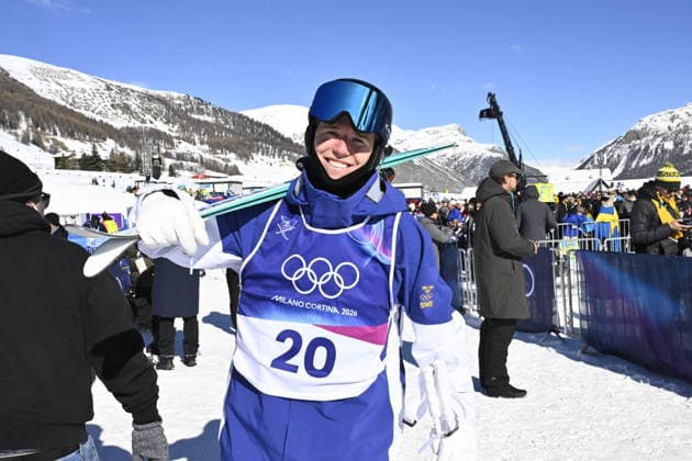 LIVIGNO, ITALY 20260215 Sweden s Rasmus Stegfeldt during Sunday s round of 16 in parallel moguls at the Olympics in Livigno, Italy. *** The image is included in the SPORTS PACKAGE. For others PAYMENT IMAGE *** LIVIGNO ITALY x10080x *** LIVIGNO, ITALY 20260215 Sweden s Rasmus Stegfeldt during Sunday s round of 16 in parallel moguls at the Olympics in Livigno, Italy The image is included in the SPORTS PACKAGE For others PAYMENT IMAGE LIVIGNO ITALY x10080x  Copyright: xFredrikxSandberg TTx OS 2026 PARALLELLPUCKEL