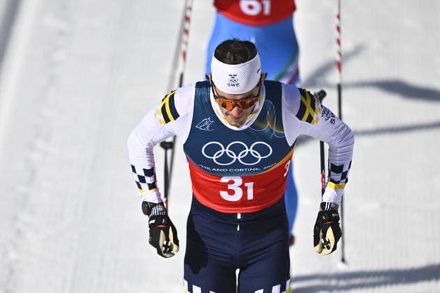 VAL DI FIEMME, ITALIEN 20260215 sveriges Johan Häggström pa första sträckan av herrarnas stafett 4 x 7,5 km under vinter-OS pa Tesero längdskidstadion i Val di Fiemme, Italien. *** Bilden ingar i SPORTPAKET. För övriga BETALBILD *** VAL DI FIEMME ITALIEN x10430x *** VAL DI FIEMME, ITALY 20260215 Swedens Johan Häggström on the first leg of the mens 4 x 7.5 km relay during the Winter Olympics at Tesero cross-country ski stadium in Val di Fiemme, Italy Picture in SPORTPAKET For others PAYPICTURE VAL DI FIEMME ITALY x10430x  Copyright: xChristinexOlsson TTx OS 2026 SKIDOR STAFETT HERR