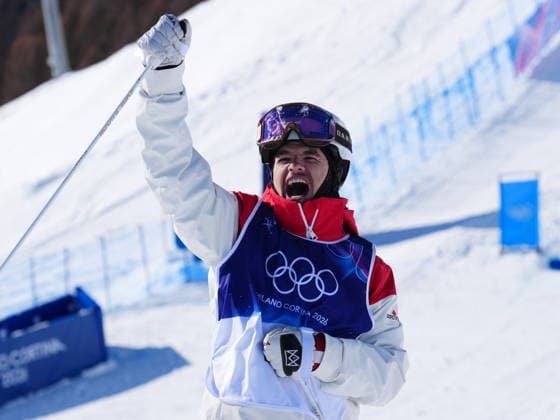 February 15, 2026, Livigno, Italy: Canada s Mikael Kingsbury (4) reacts after competing during the men s freestyle skiing dual moguls finals at the 2026 Winter Olympics, in Livigno, Italy, Sunday, Feb. 15, 2026. Canada News - February 15, 2026  - ZUMAc35_ 20260215_zaf_c35_016 Copyright: xSeanxKilpatrickx