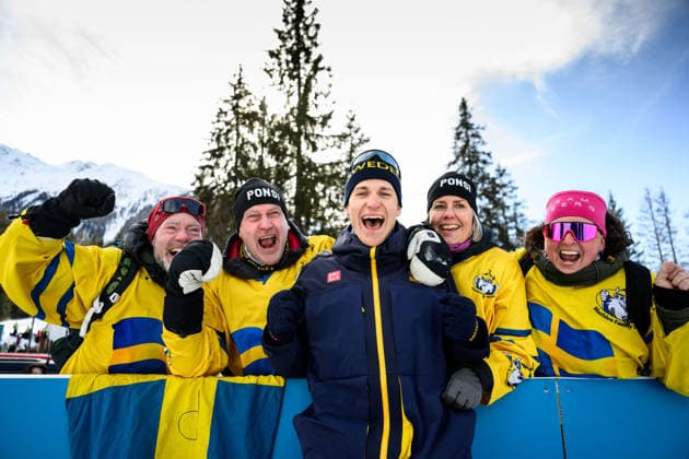 260215 Gold medalist Martin Ponsiluoma of Sweden celebrate with family after the men s biathlon 12,5 km pursuit during day 9 of the 2026 Winter Olympics on February 15, 2026 in Anterselva. Photo: Mathias Bergeld BILDBYRAN kod MB MB1329 skidskytte biathlon skiskyting Olympic Games, Olympische Spiele, Olympia, OS olympics winter olympics os ol olympiska spel vinter-os olympiske leker milano cortina 2026 milan cortina 2026 milano cortina 2026 olympic games milano cortina 2026 winter olympic games milano cortina-os milano cortina-ol vinter-ol 9 bbeng pursuit jaktstart jubel *** 260215 Gold medalist Martin Ponsiluoma of Sweden celebrate with family after the men s biathlon 12,5 km pursuit during day 9 of the 2026 Winter Olympics on February 15, 2026 in Anterselva Photo Mathias Bergeld BILDBYRAN code MB MB1329 biathlon biathlon olympic games olympics olympics winter olympics os ol olympic games winter os olympic games milano cortina 2026 milan cortina 2026 milano cortina 2026 olympic games milano cortina 2026 winter olympic games milano cortina os milano cortina ol winter ol 9 bbeng pursuit jaktstart jubel  Copyright: MATHIASxBERGELD BB260215MB050