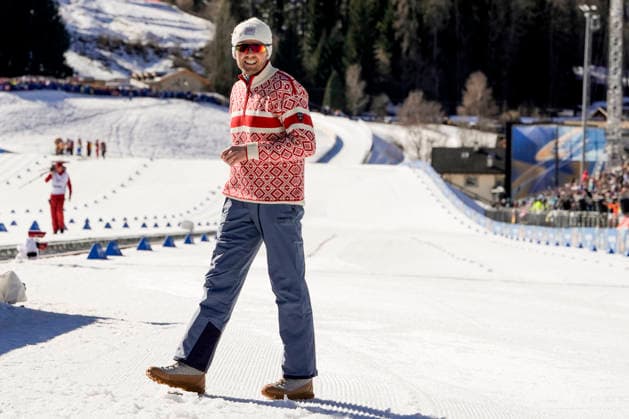 Winter Olympics in Milan Cortina 2026 Val di Fiemme, Italy 20260215. Emil Iversen from Norway during the men s cross-country skiing 4 x 7.5 km relay at Tesero CC-Stadium during the Winter Olympics in Milano Cortina 2026. Photo: Terje Pedersen NTB Val di Fiemme Italy EDITORIAL USE ONLY. RESTRICTED USE FOR BETTING COMPANIES Ref:_SPOmPmwTCCmuAw.jpg *** Winter Olympics in Milan Cortina 2026 Val di Fiemme, Italy 20260215 Emil Iversen from Norway during the men s cross country skiing 4 x 7 5 km relay at Tesero CC Stadium during the Winter Olympics in Milano Cortina 2026 Photo Terje Pedersen NTB Val di Fiemme Italy EDITORIAL USE ONLY RESTRICTED USE FOR BETTING COMPANIES  Copyright: xTerjexPedersenx xNTBx