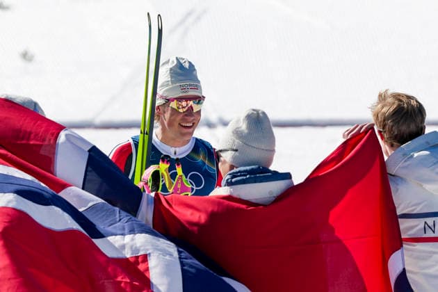 Winter Olympics in Milan Cortina 2026 Val di Fiemme, Italy 20260215. Emil Iversen, Martin Lowstrom Nyenget, Einar Hedegart and Johannes Hosflot Klaebo from Norway cheer during the cross-country 4 x 7.5 km relay men at Tesero CC-Stadium during the Winter Olympics in Milan Cortina 2026. Photo: Lise Aserud NTB Val di Fiemme Italy EDITORIAL USE ONLY. RESTRICTED USE FOR BETTING COMPANIES Ref:_SPO8ufEwJrkuak.jpg *** Winter Olympics in Milan Cortina 2026 Val di Fiemme, Italy 20260215 Emil Iversen, Martin Lowstrom Nyenget, Einar Hedegart and Johannes Hosflot Klaebo from Norway cheer during the cross country 4 x 7 5 km relay men at Tesero CC Stadium during the Winter Olympics in Milan Cortina 2026 Photo Lise Aserud NTB Val di Fiemme Italy EDITORIAL USE ONLY RESTRICTED USE FOR BETTING COMPANIES  Copyright: xLisexAserudx xNTBx