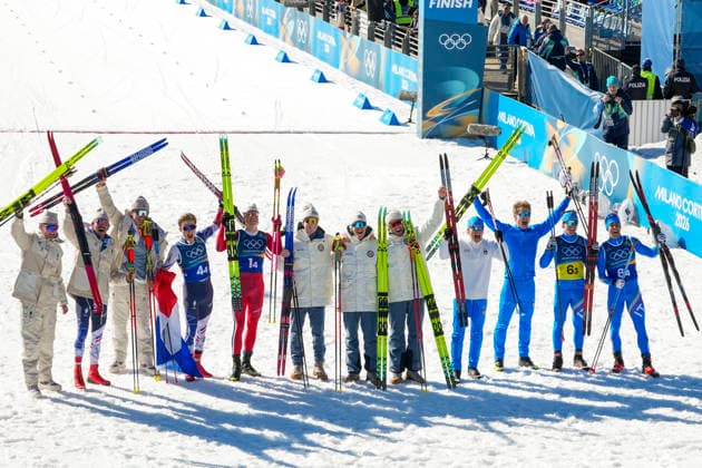 Winter Olympics in Milan Cortina 2026 Val di Fiemme, Italy 20260215. Emil Iversen, Martin Lowstrom Nyenget, Einar Hedegart and Johannes Hosflot Klaebo from Norway cheer during the cross-country 4 x 7.5 km relay men at Tesero CC-Stadium during the Winter Olympics in Milan Cortina 2026. Photo: Lise Aserud NTB Val di Fiemme Italy EDITORIAL USE ONLY. RESTRICTED USE FOR BETTING COMPANIES Ref:_SPOqzQuXG3IKJQ.jpg *** Winter Olympics in Milan Cortina 2026 Val di Fiemme, Italy 20260215 Emil Iversen, Martin Lowstrom Nyenget, Einar Hedegart and Johannes Hosflot Klaebo from Norway cheer during the cross country 4 x 7 5 km relay men at Tesero CC Stadium during the Winter Olympics in Milan Cortina 2026 Photo Lise Aserud NTB Val di Fiemme Italy EDITORIAL USE ONLY RESTRICTED USE FOR BETTING COMPANIES  Copyright: xLisexAserudx xNTBx