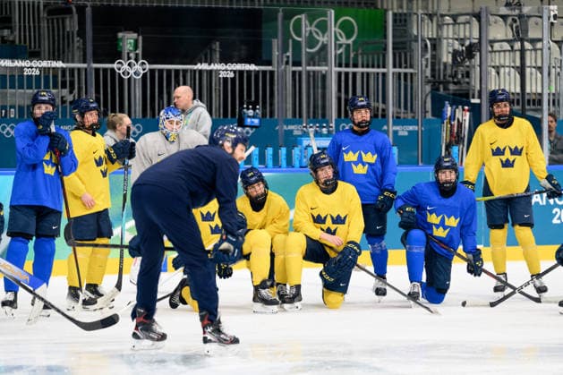 260215 Mira Hallin, Thea Johansson, Nicole Hall and Hanna Thuvik of Sweden at an Ice hockey, Eishockey practice session during day 9 of the 2026 Winter Olympics on February 15, 2026 in Milan. Photo: Emma Wallskog BILDBYRAN kod EW EW0636 ishockey ice hockey Olympic Games, Olympische Spiele, Olympia, OS olympics winter olympics os ol olympiska spel vinter-os olympiske leker milano cortina 2026 milan cortina 2026 milano cortina 2026 olympic games milano cortina 2026 winter olympic games milano cortina-os milano cortina-ol vinter-ol 9 bbeng dam sverige sweden *** 260215 Mira Hallin, Thea Johansson, Nicole Hall and Hanna Thuvik of Sweden at an ice hockey practice session during day 9 of the 2026 Winter Olympics on February 15, 2026 in Milan Photo Emma Wallskog BILDBYRAN kod EW EW0636 ishockey ice hockey olympic games olympics winter olympics os ol olympiska spel vinter os olympiske leker milano cortina 2026 milan cortina 2026 milano cortina 2026 olympic games milano cortina 2026 winter olympic games milano cortina os milano cortina ol vinter ol 9 bbeng dam sverige sweden  Copyright: EMMAxWALLSKOG BB260215EW016