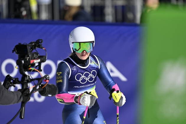 CORTINA, ITALIEN 20260215 Hanna Aronsson Elfman i mal efter andra aket i damernas storslalom i Cortina under vinter-OS i Milano Cortina, Italien. *** Bilden ingar i SPORTPAKET. För övriga BETALBILD *** CORTINA ITALIEN x10050x *** CORTINA, ITALY 20260215 Hanna Aronsson Elfman in the finish line after the second run in the womens giant slalom in Cortina during the Winter Olympics in Milan Cortina, Italy Picture in SPORTPAKET For others PAYPICTURE CORTINA ITALY x10050x  Copyright: xPontusxLundahl TTx OS 2026 ALPINT STORSLALOM DAMER